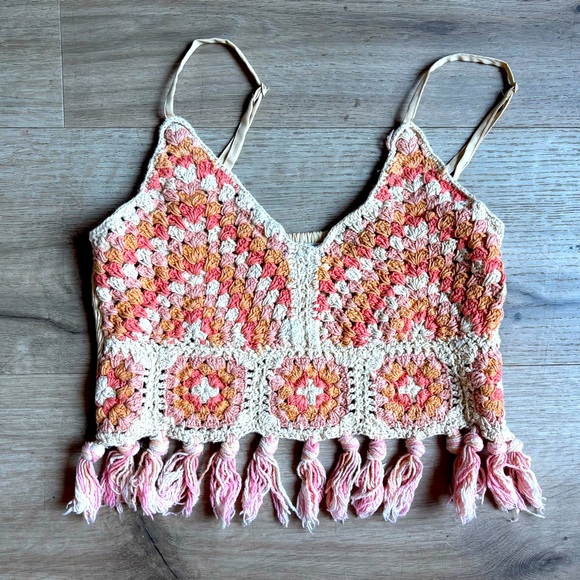 🌸 Vintage-Inspired Crochet Crop Top – BOG Collective – Size M - Picture 1 of 3